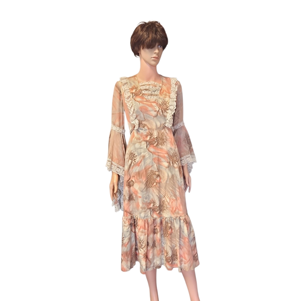 Elegant Floral Lace Trim Dress